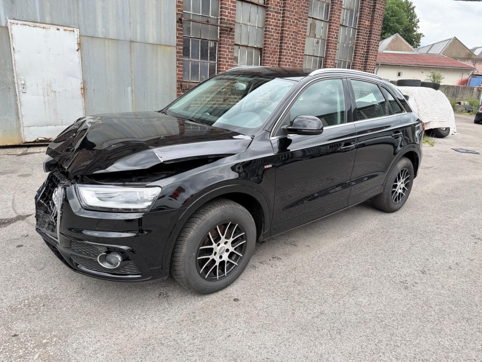 Audi Q3 177PS 2.0 TDI quattro S tronic S line AHK Top