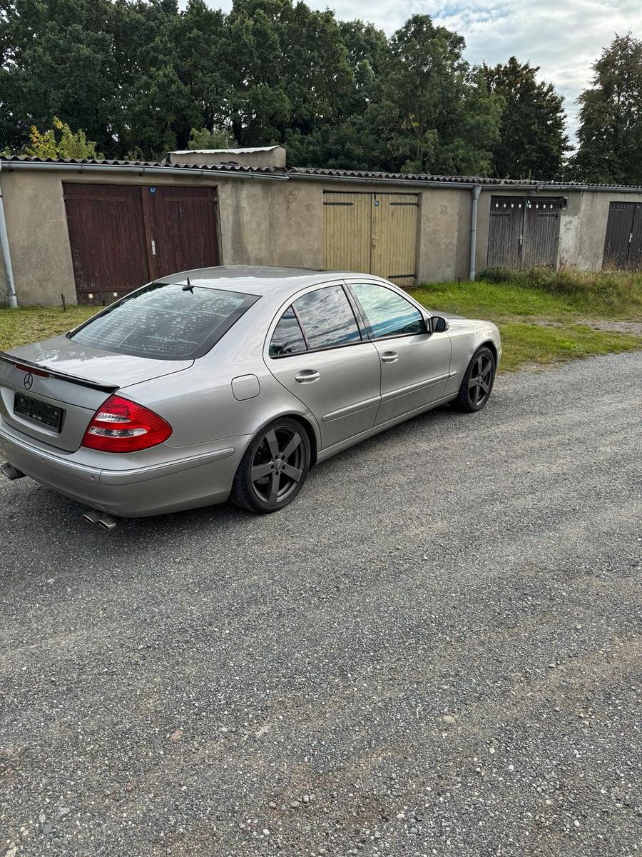 Mercedes-Benz E 350