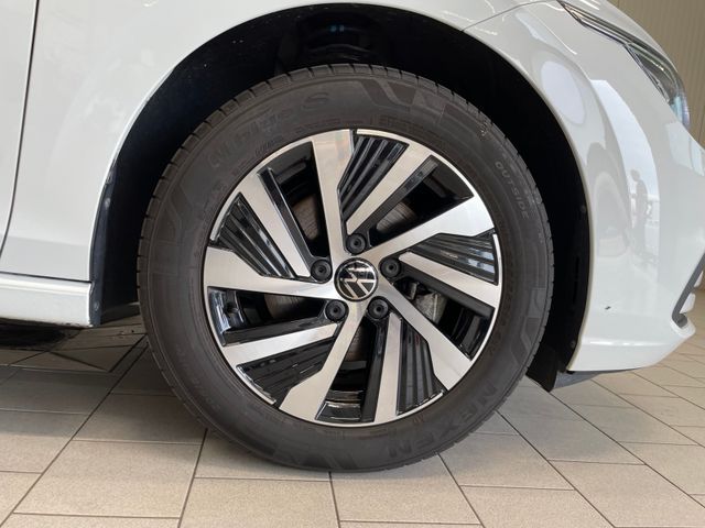 Golf VIII Life 1.0 eTSI DSG NAVI ACC SHZ