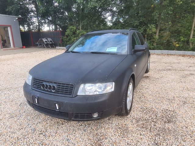 Audi A4 Avant 3.0 quattro Aut*Temp*Leder*Navi*LMF*SZH