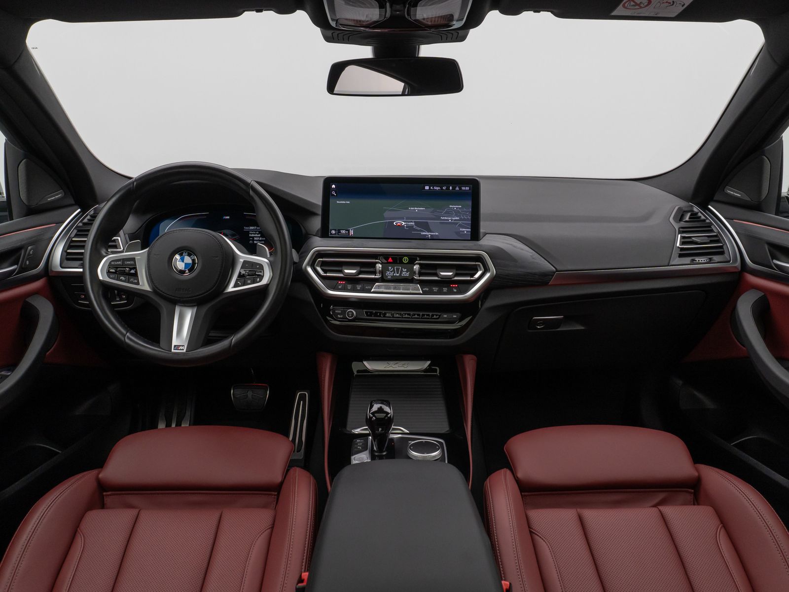 Fahrzeugabbildung BMW X4 xD30i M Sport Panorama 360°DAB H/K AHK Komfor