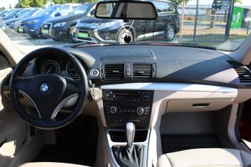 BMW 120d SedonarotBI-XenonPDCLEDER