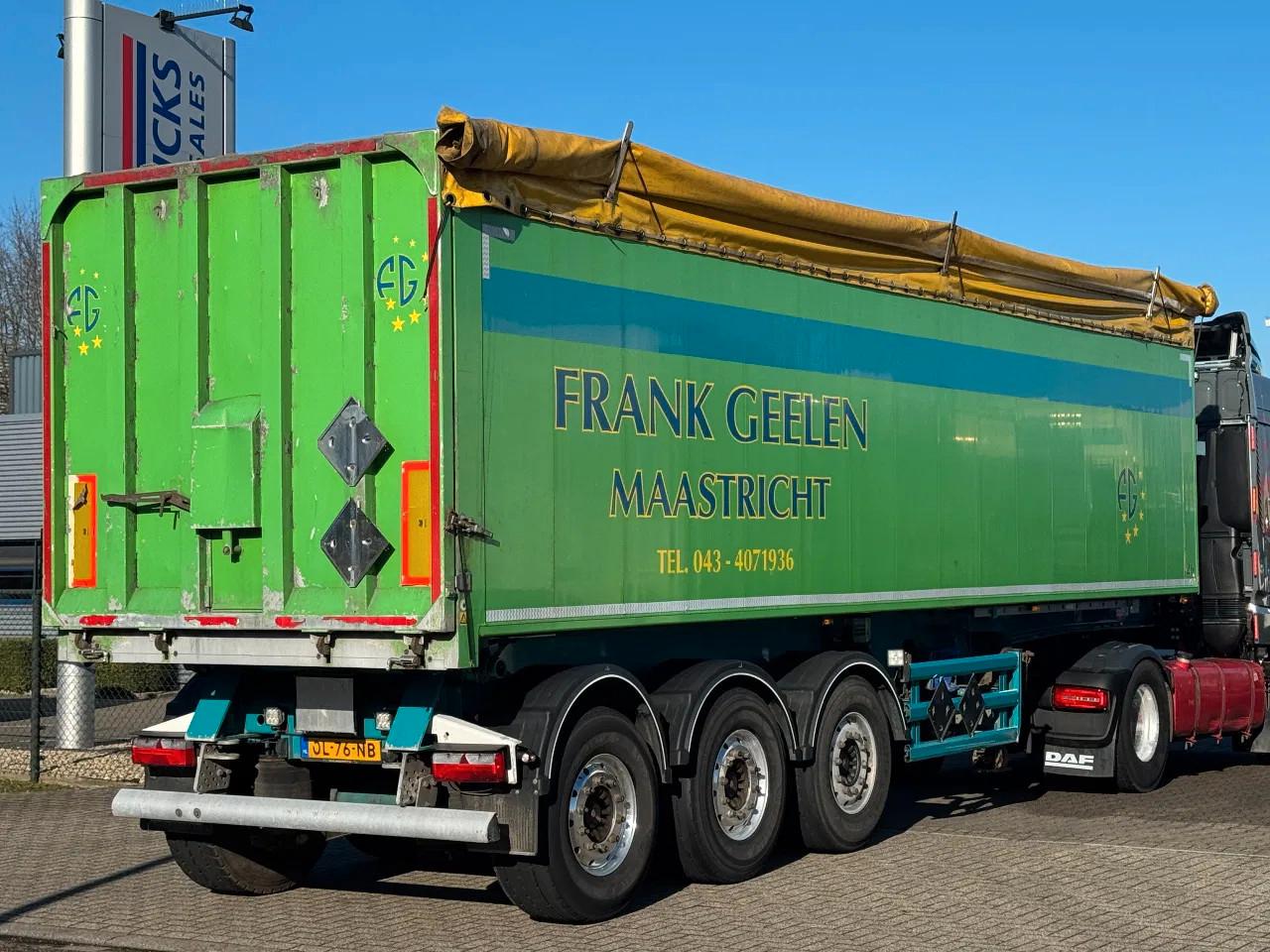 Stas S300CX 52m3 Kipper / SAF-Disc / Alcoa / Stuur-as