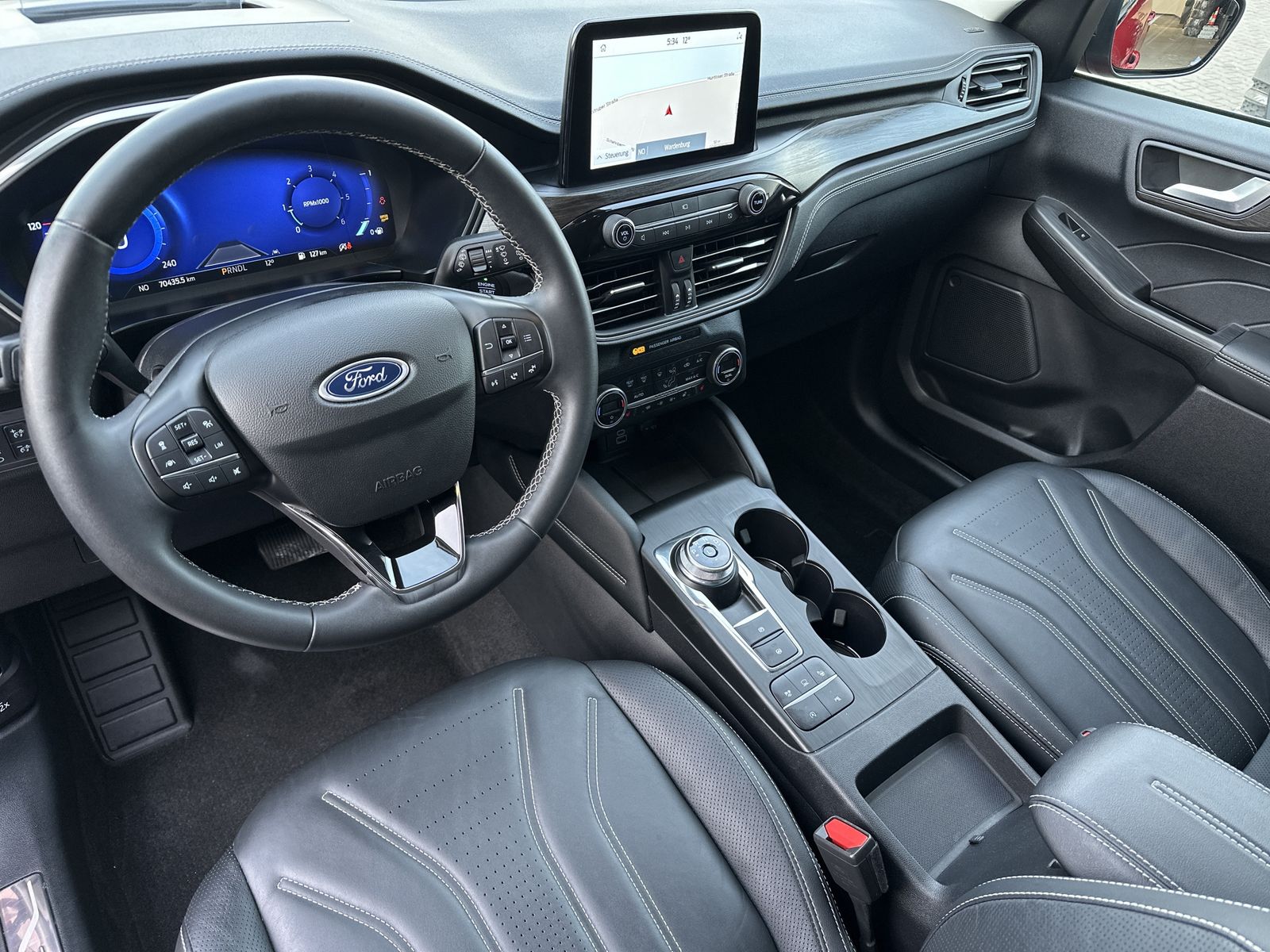 Fahrzeugabbildung Ford Kuga 2.0 EB 4x4 Vignale NAV+LED+KAMERA+ACC+18ZO