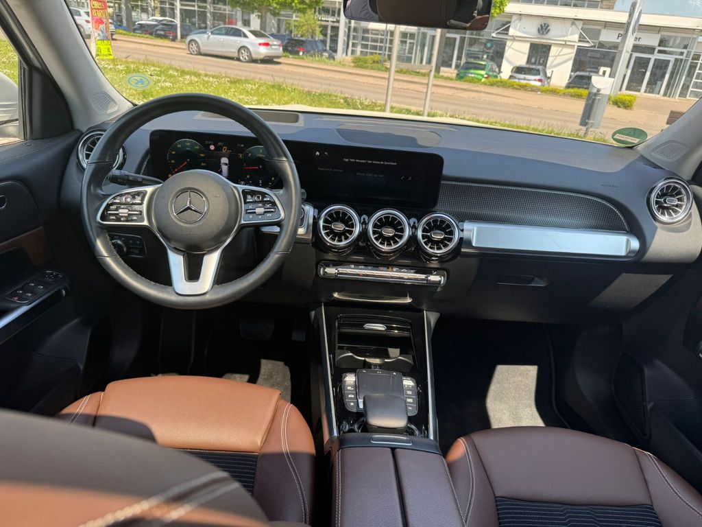 MERCEDES-BENZ GLB 200 22
