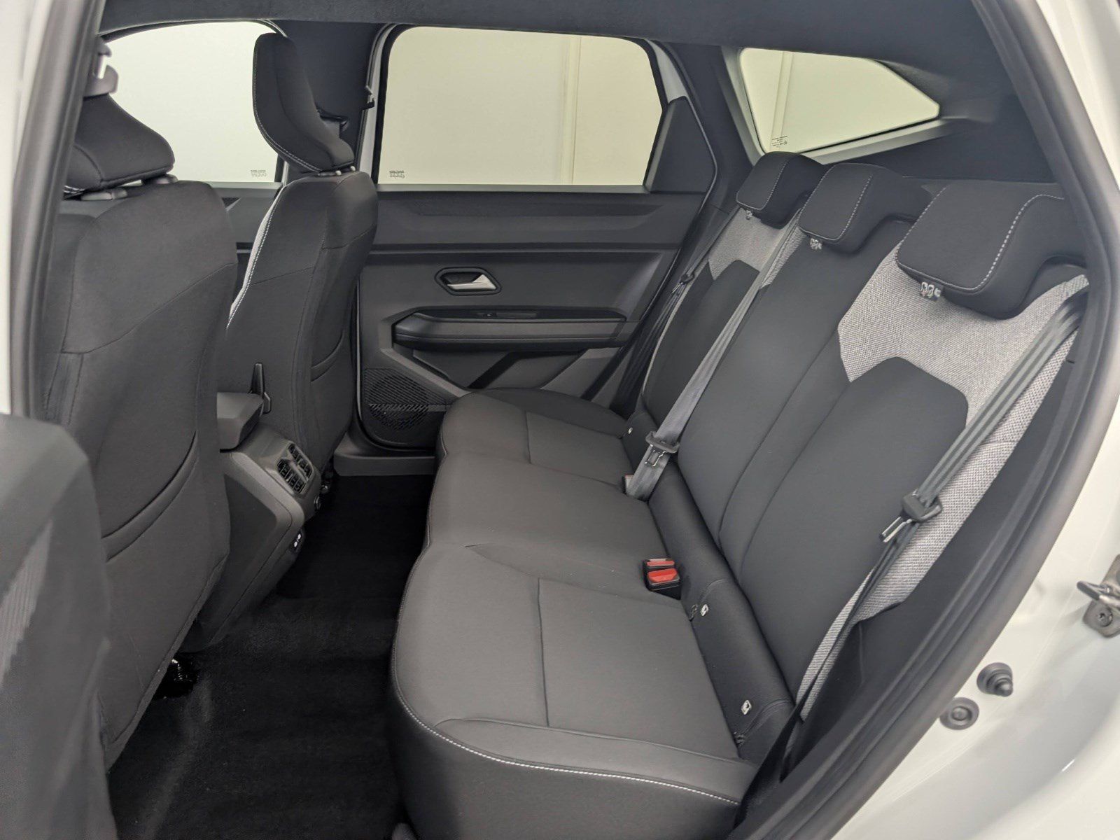 DACIA Bigster  Journey Hybrid 155 19-Zoll City – Bild 9