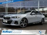 BMW 550e xDr.M Sport ACC SurView HUD Bow+Wil.AHK 20" - BMW 5er Reihe mit Hybrid-Antrieb