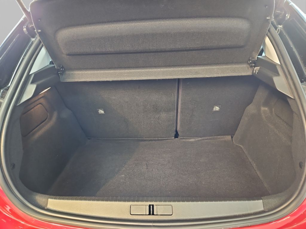Fahrzeugabbildung Opel Corsa-e Elegance , Navi, SHZ, LHZ, RFK