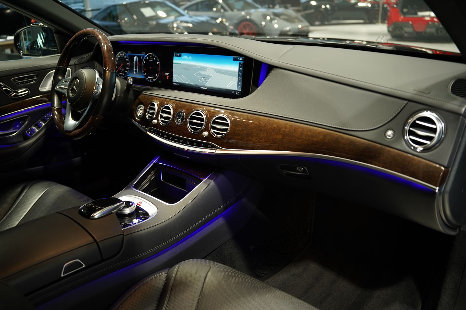 Mercedes Benz S 560