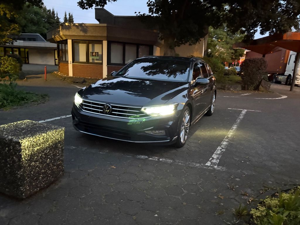 Image of Volkswagen Passat