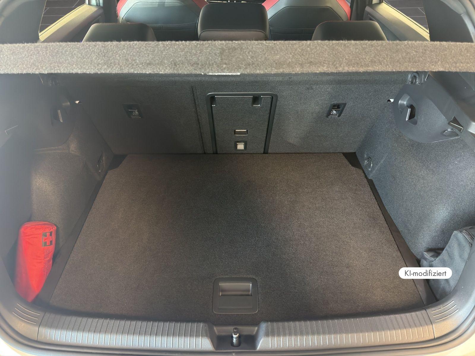 Volkswagen Golf VIII GTI Clubsport 2.0 TSI DSG, APP, EPH, L, миниатюра 15