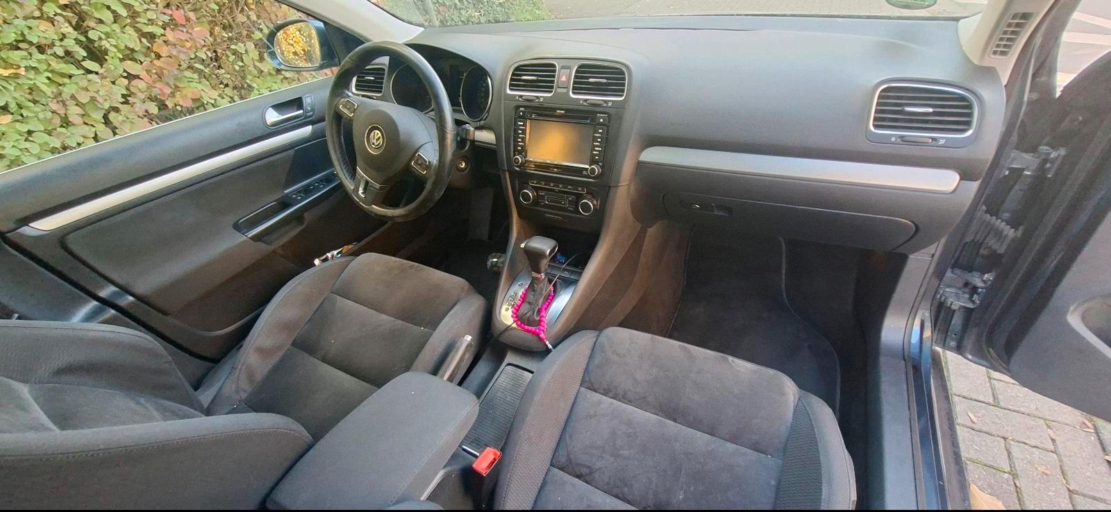 Volkswagen Golf 2010 — photo 8