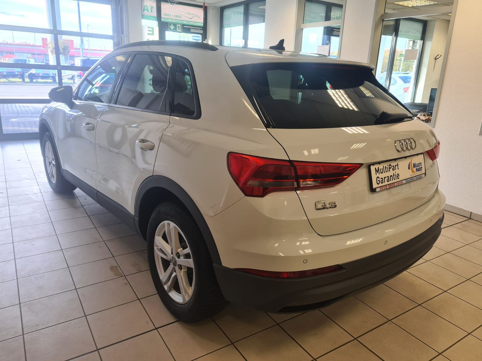 Fahrzeugabbildung Audi Q3 35 TFSI / LED / NAVI / AHK / VIRTUELL