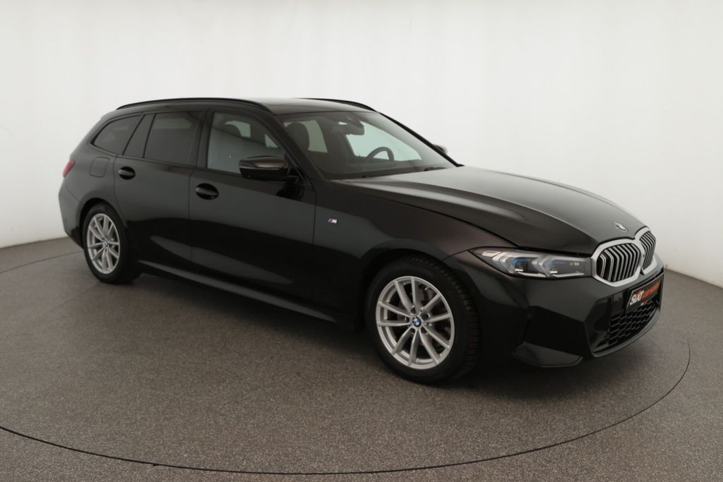 Image of BMW 320