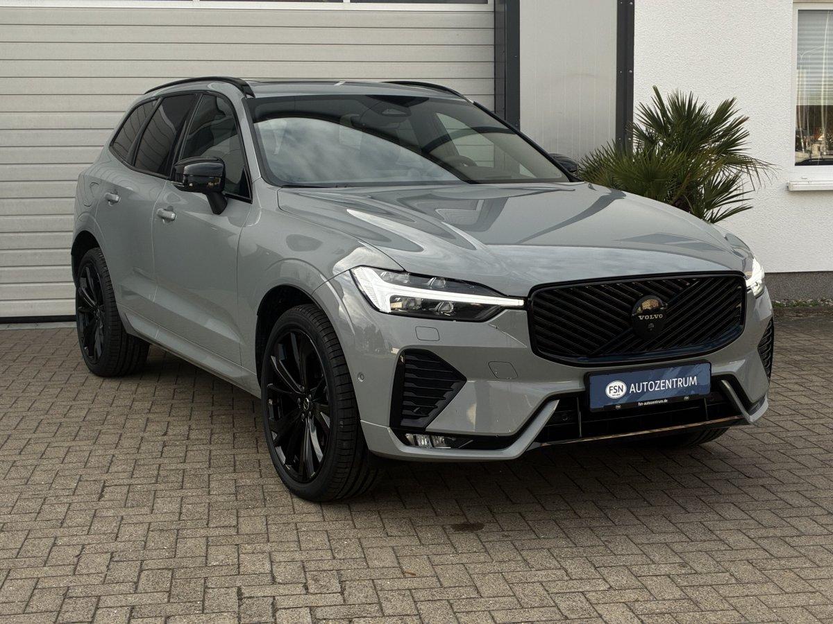 Volvo XC60 B5 Plus Black Edition AWD HUD PANO NAVI