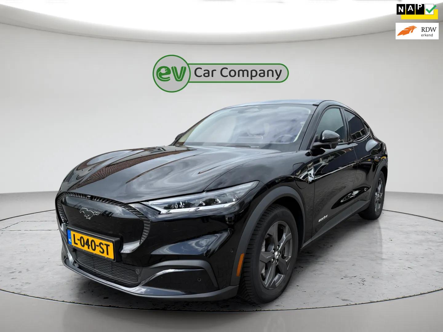 Ford Mustang Mach-E RWD 75 kWh | SOH 92% | Panoramada