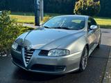 Alfa Romeo GT 3.2 V6 24V Distinctive - Alfa Romeo mit Benzin-Antrieb: Coupe