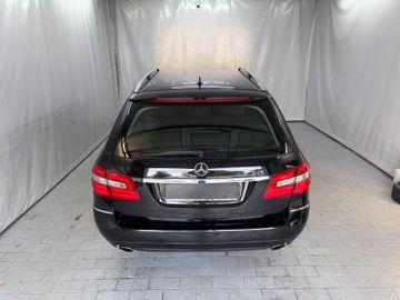 Mercedes E 350 - 8