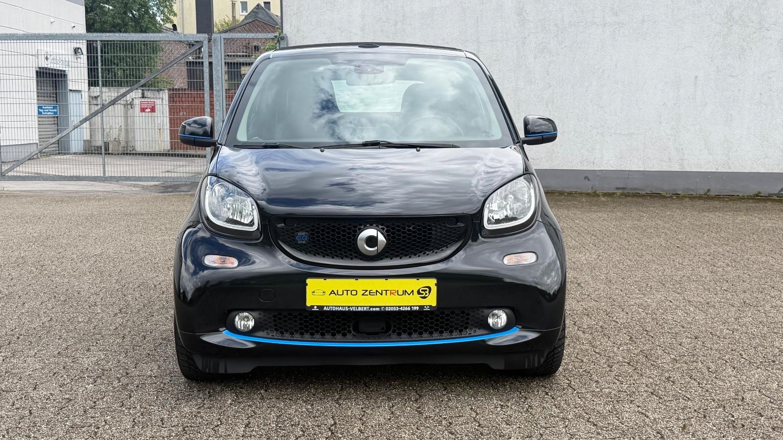Smart ForTwo fortwo cabrio electric drive /LEDER*NAVI*