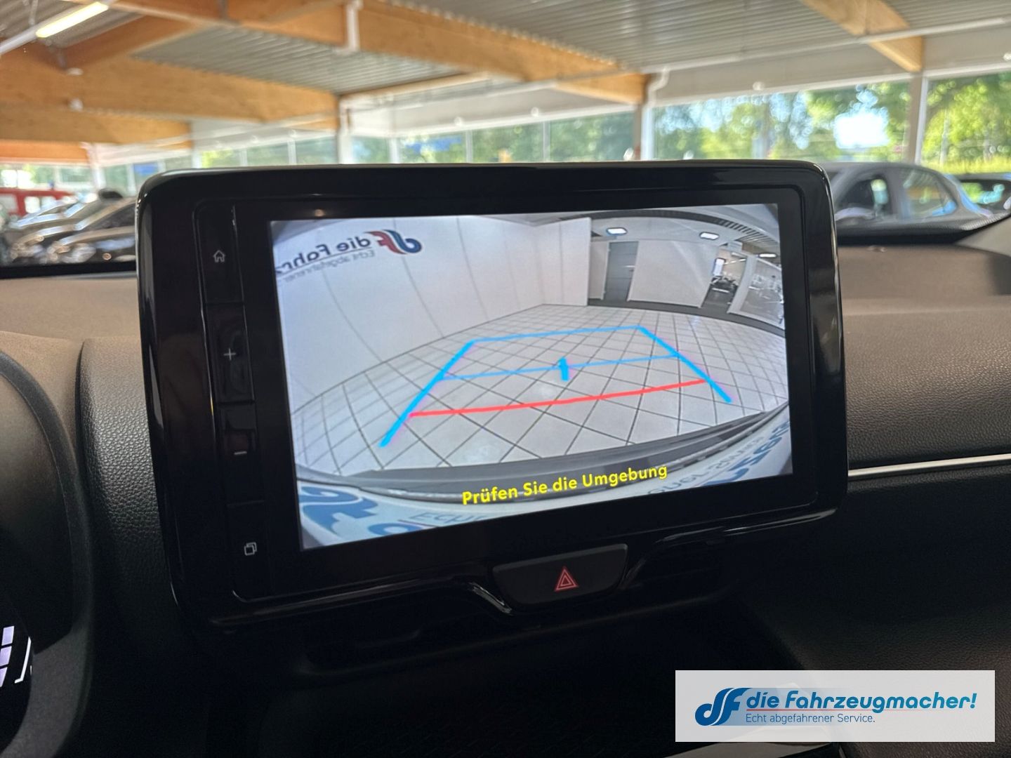 Fahrzeugabbildung Toyota Yaris Cross Hybrid FWD Comfort ACC DAB Spurhalte