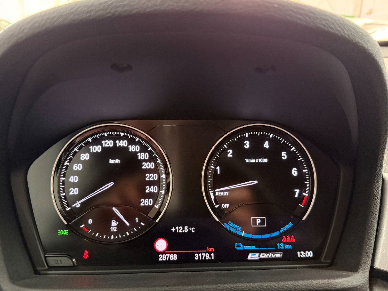 BMW X1 xDrive 25 e Advantage Hybrid 8xRäder TÜV9-27 foto 16