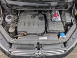 Volkswagen Touran 2.0 TDI SCR 140kW DSG AHK Panorama - VW Touran von privat