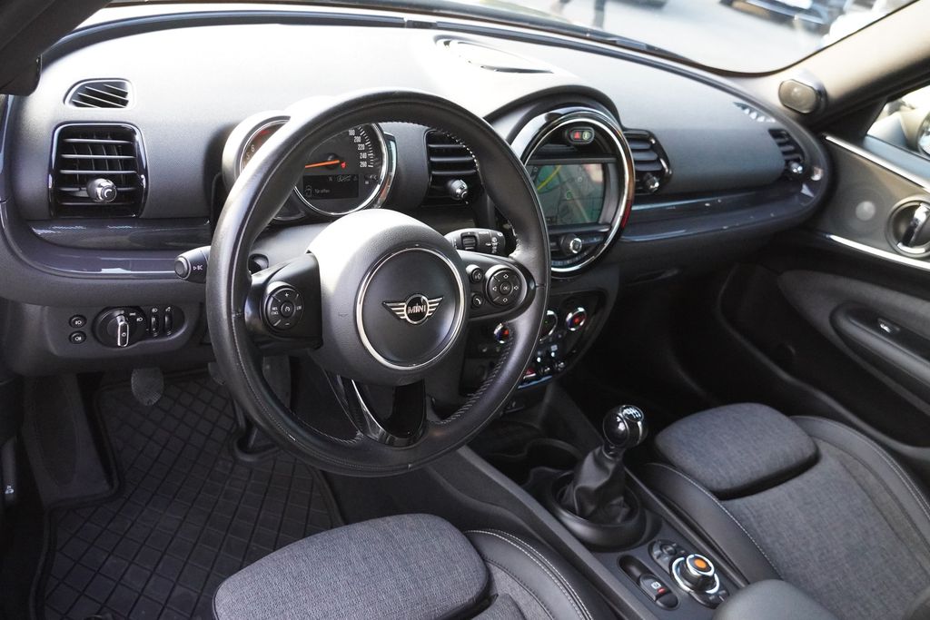 MINI Cooper Clubman 2018