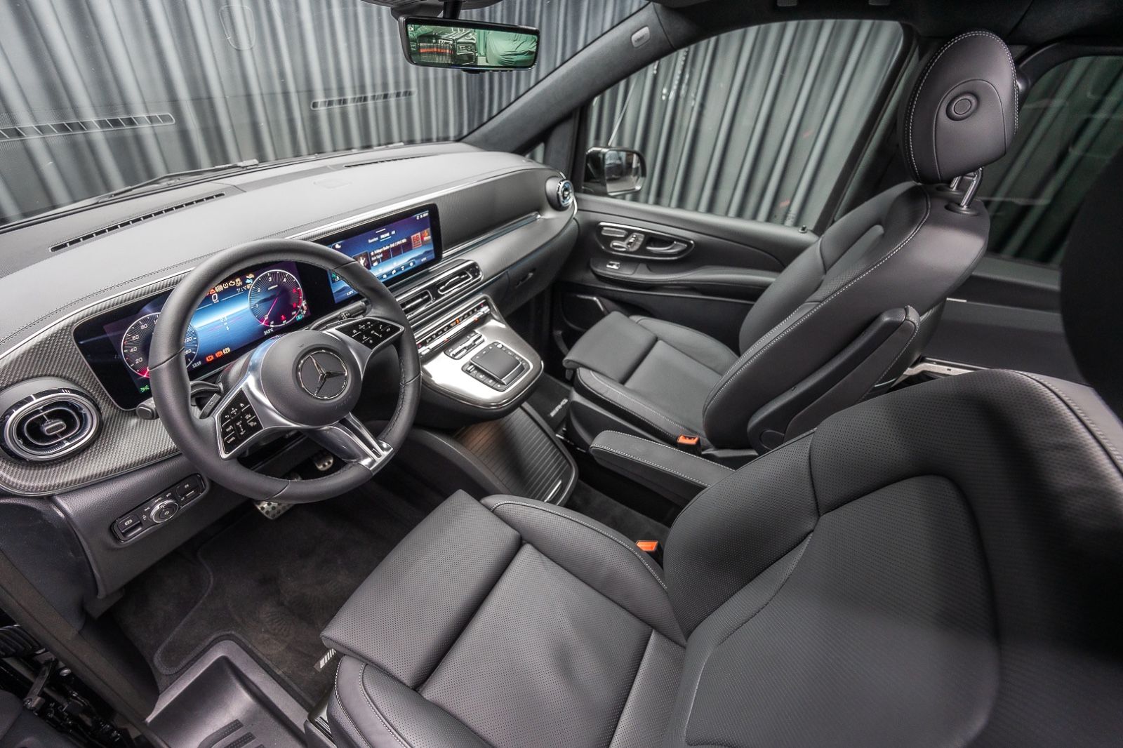 Fahrzeugabbildung Mercedes-Benz V300d EXCLUSIVE 4M Lang AIRMATIC Luxus*VIP*25