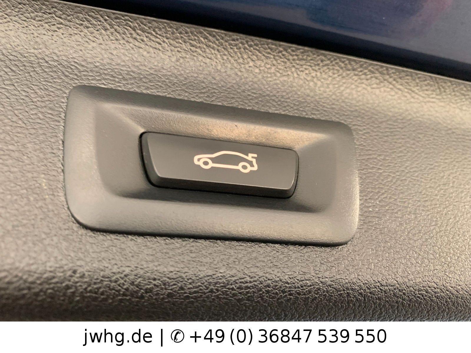 BMW 520 d T xDrive Leder CockpProf LED+ StandHzg, миниатюра 4