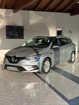 Andere Renault Megane 2022 Sporter Blue dCi 115 CV EDC  - Andere mit Diesel-Antrieb: Standheizung