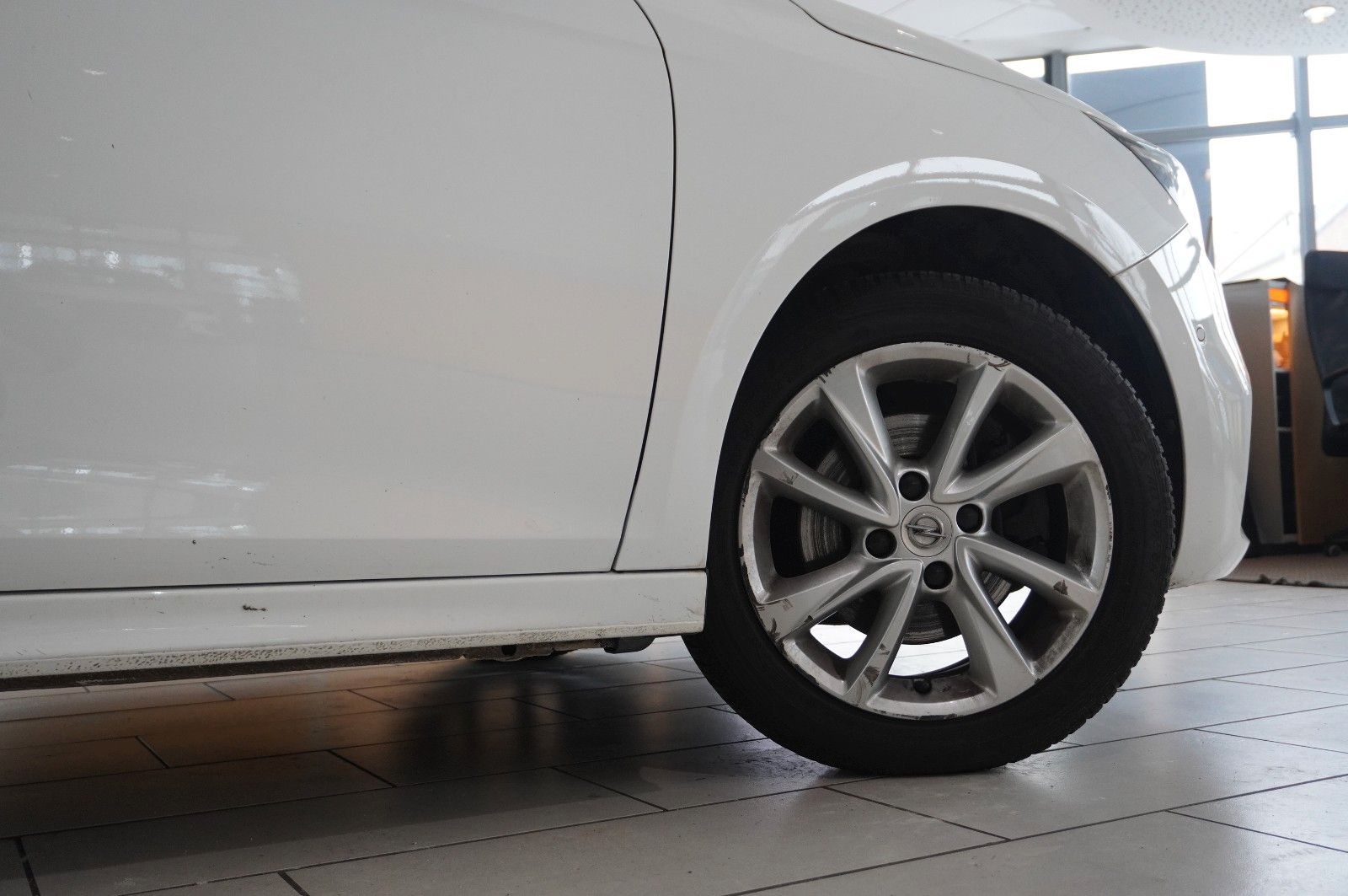 Fahrzeugabbildung Opel Corsa F 1.2T ELEGANCE NAVI/LED/KAMERA/SPORT/DAB+