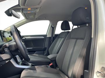 Volkswagen T-Roc Life 1.5 TSI Kam.+LED+Navi+SHZ+2xKlima+ACC
