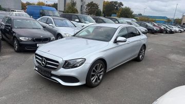 Mercedes E 200 - 3