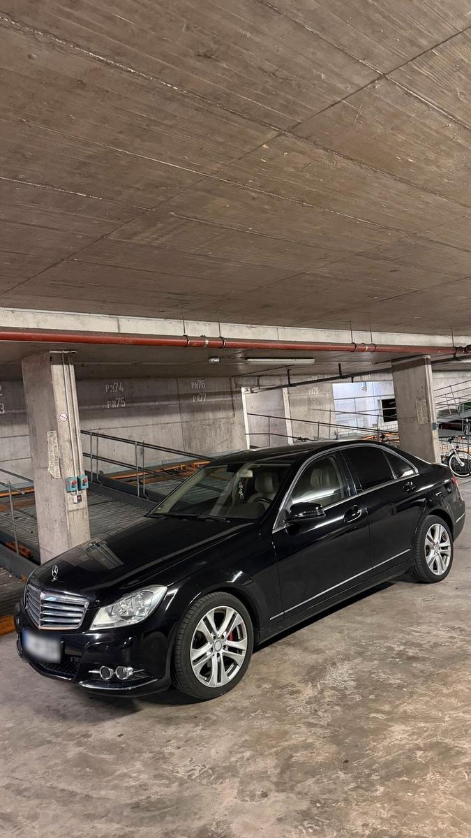 Mercedes-Benz C 180