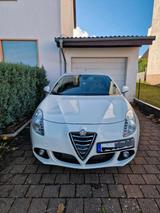 Alfa Romeo Giulietta - Alfa Romeo 145