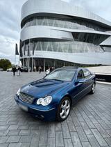Mercedes-Benz Mercedes C200 W203 Kompressor Automatik Nu... - gebrauchte Mercedes-Benz C 200 aus dem Jahr 2001