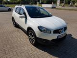 Nissan Qashqai+2 1.6 dCi DPF ALL-MODE 4x4 Tekna Tekna - weiße Nissan Qashqai+2