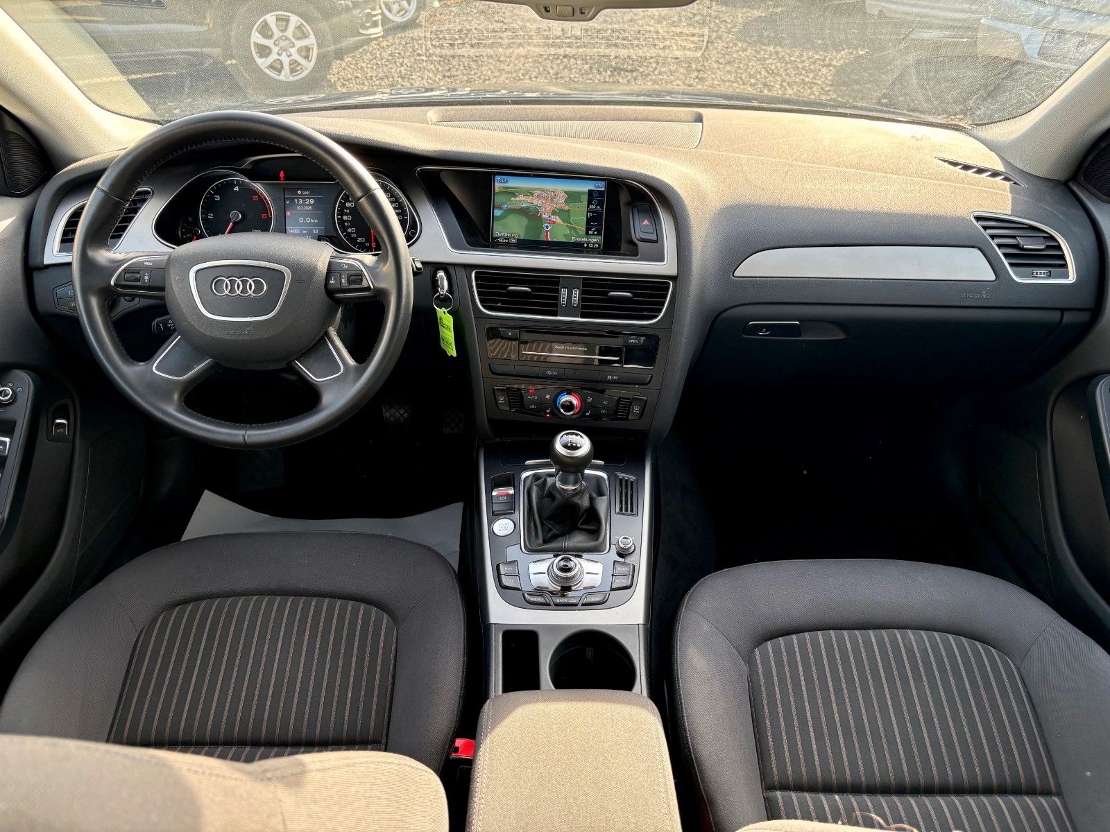 Fahrzeugabbildung Audi A4 3.0TDI Lim. Ambiente Navi Xenon SCHECKHEFT