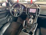 Porsche Cayenne Platinum Edition Pano Luft LED SportChro - Porsche Cayenne: Sport