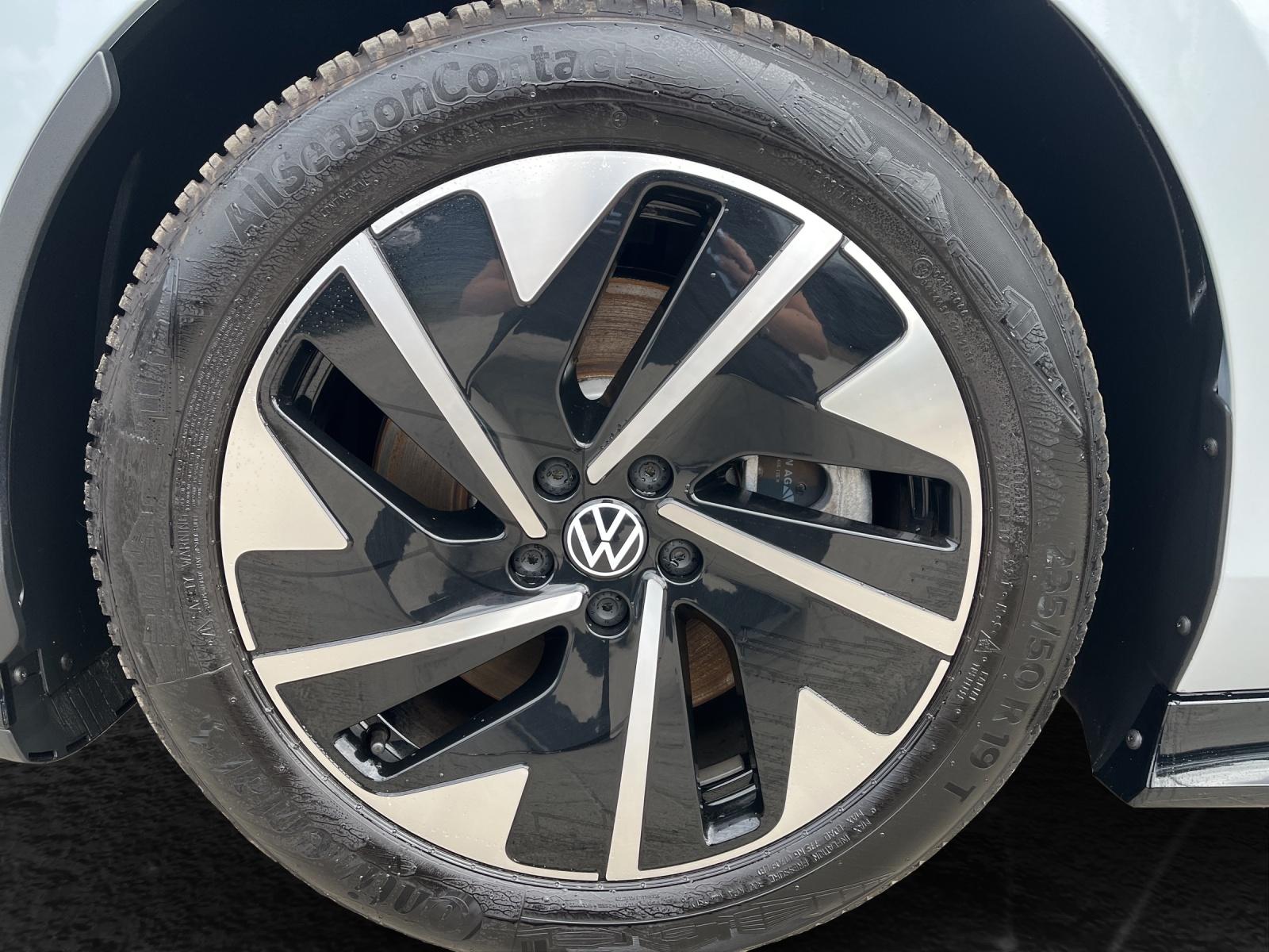 Volkswagen ID.7 Tourer Pro  HeadUp AHK Navi LED Kamera PDC 