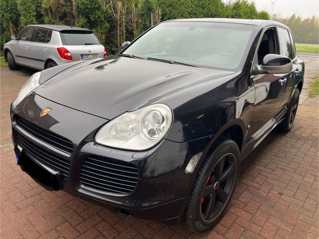 Porsche Cayenne Turbo S  4,5 V8