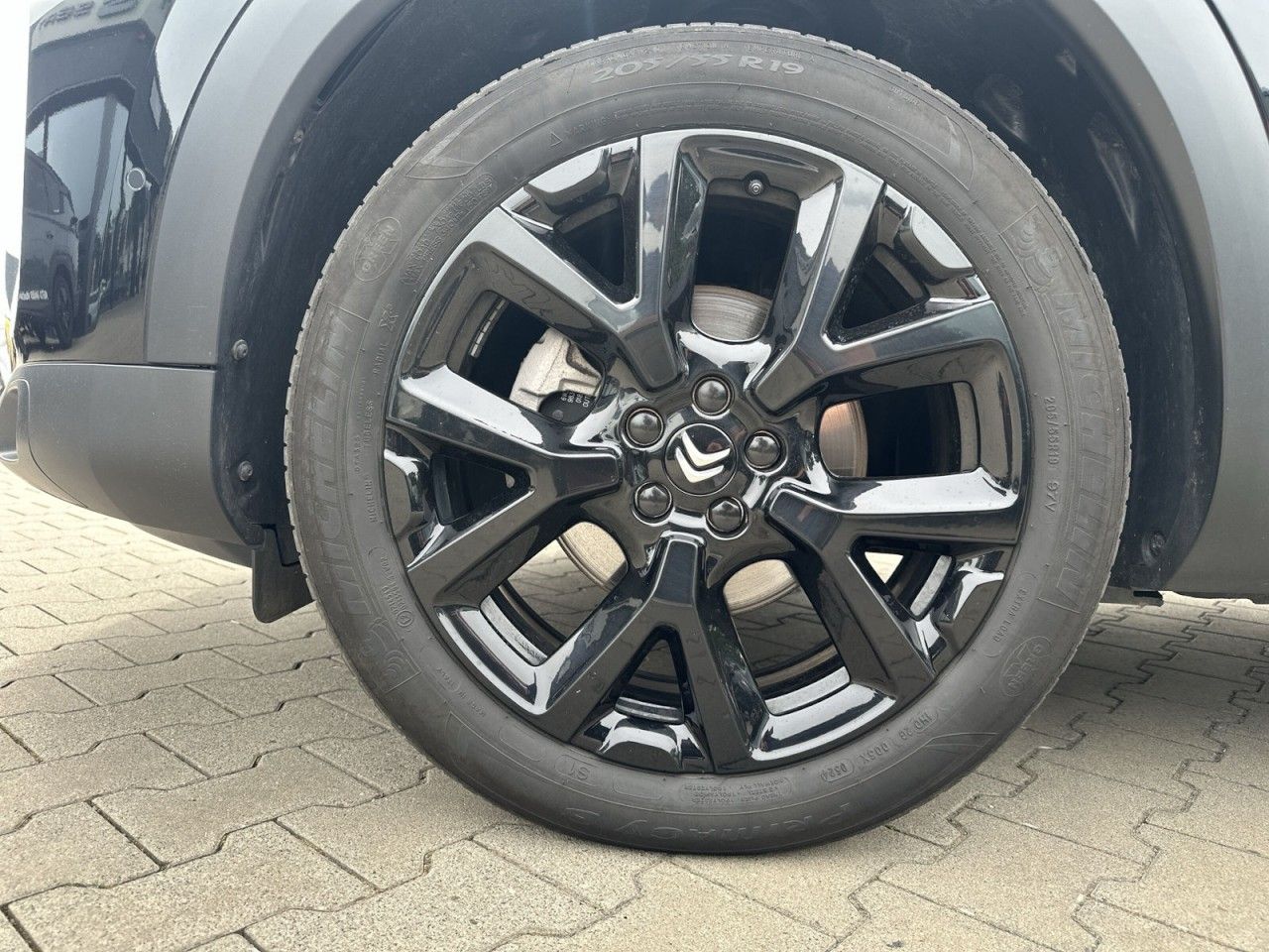 Fahrzeugabbildung Citroën C5 AIRC HYBRID 136 e-DSC6 e-SERIES - mit KI generiert/bearbeitet