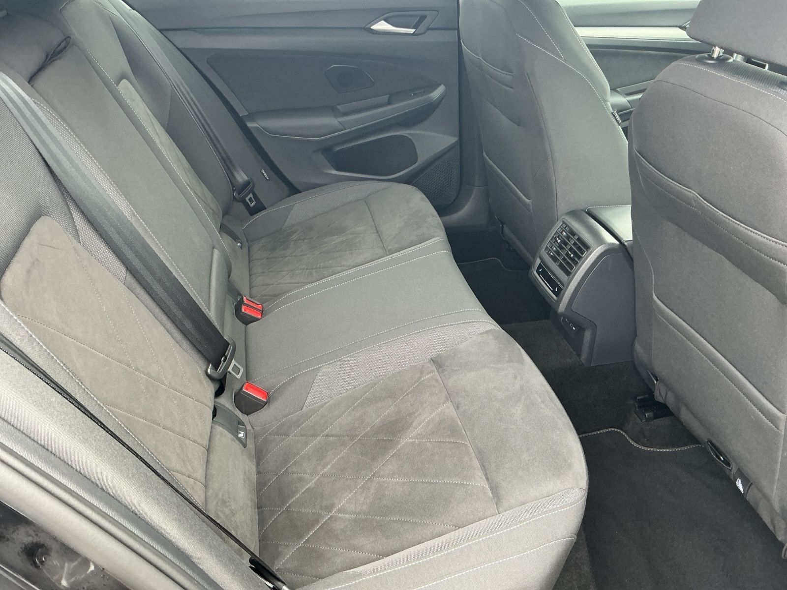 Volkswagen Golf - Bild 16