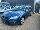 Ford Focus 1,6 Benziner 1 Hand TÜV neu Sit... - Ford Focus aus 2006: 1.6