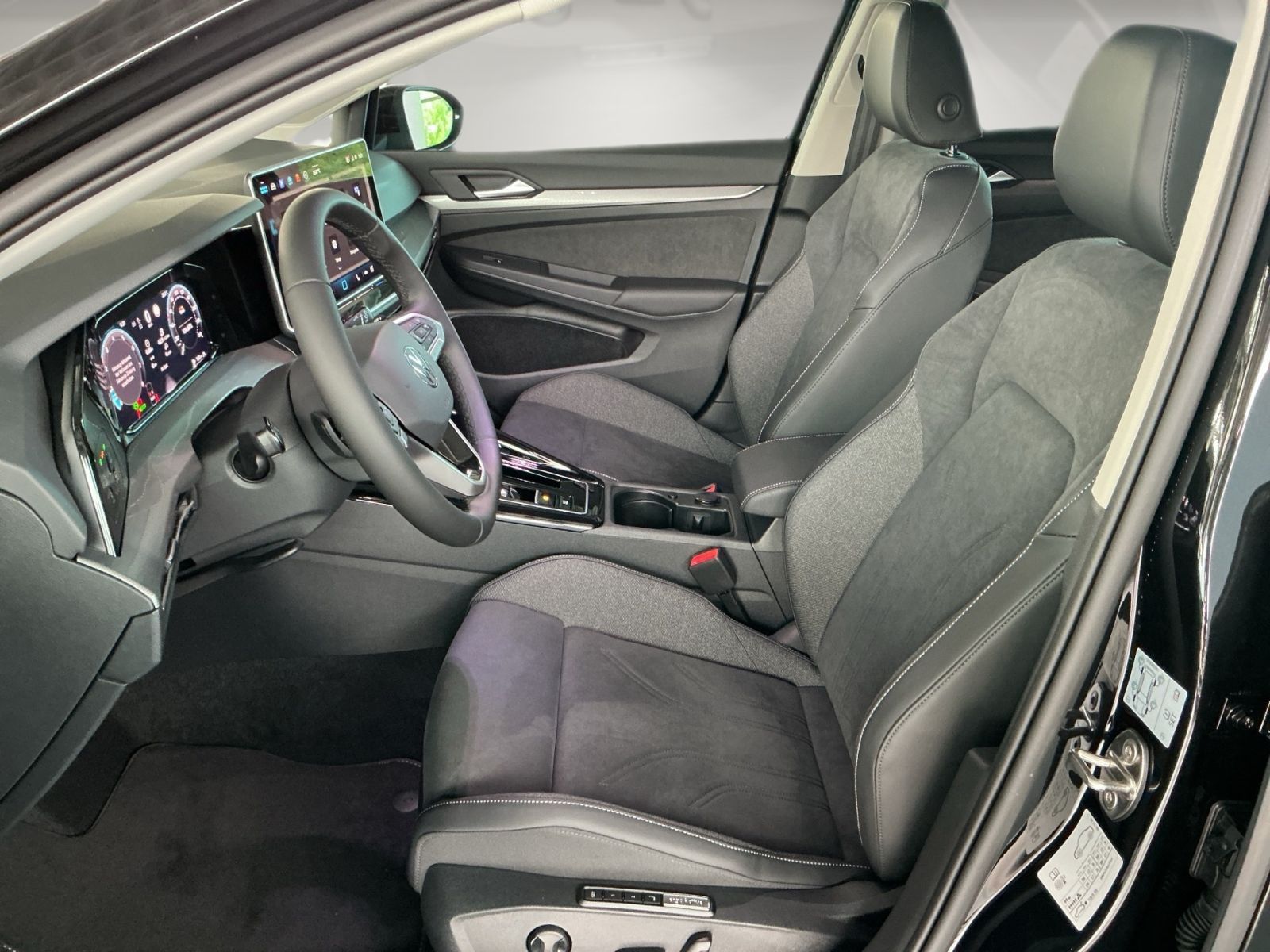 Volkswagen Golf - Bild 8