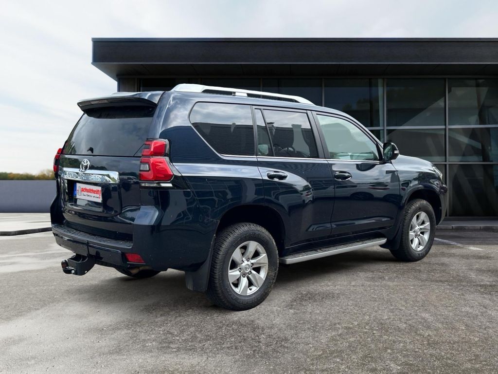 Fahrzeugabbildung Toyota Land Cruiser 2.8 D-4D Automatik Executive