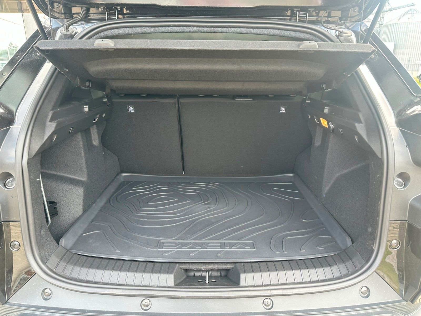 Fahrzeugabbildung Dacia Dacia Duster 4x4 Extreme  TCE 130