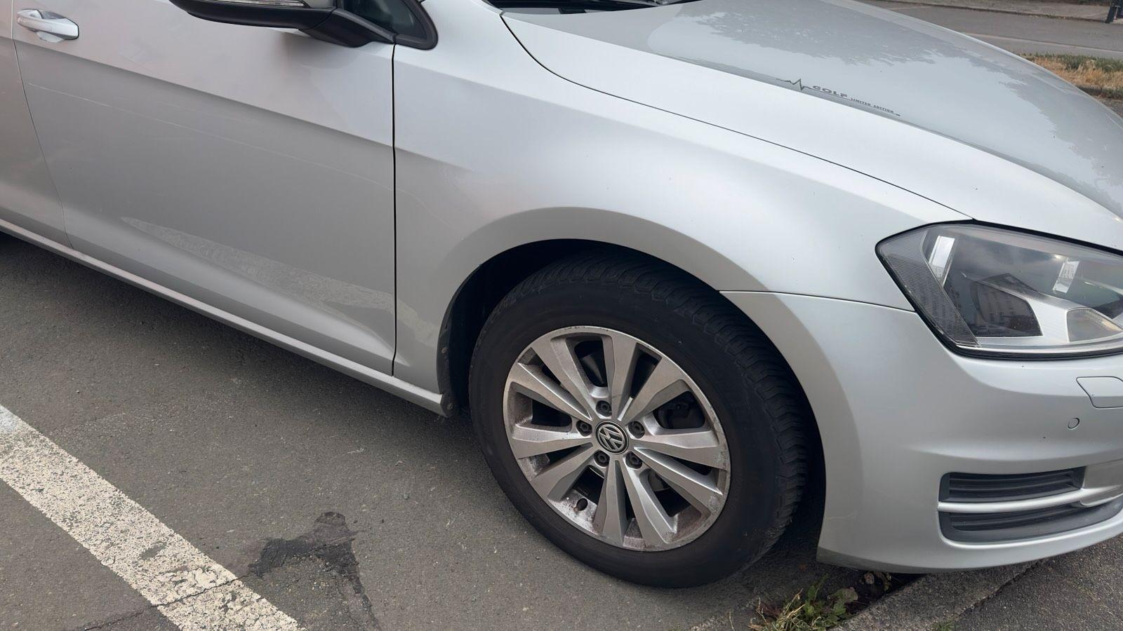 Volkswagen Golf 2015 — interior