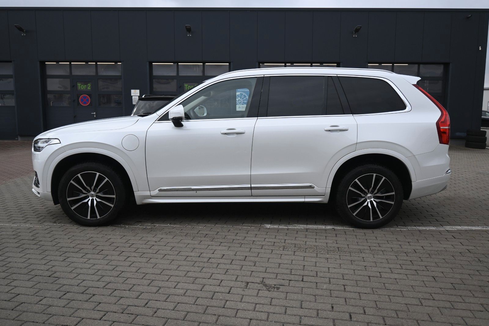 Fahrzeugabbildung Volvo XC90 T8 AWD RC Inscription Expression*RFK*PANO*