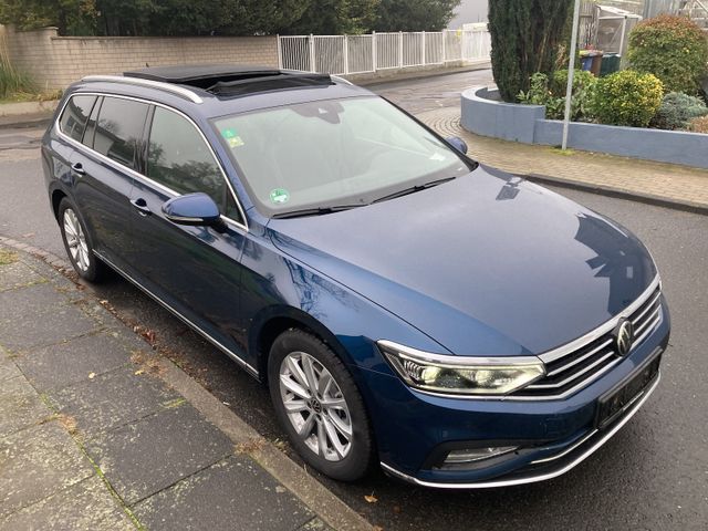 Volkswagen Passat Leder.Pano.LED.ACC.AHK.Nav.Cam.V-Cockpit